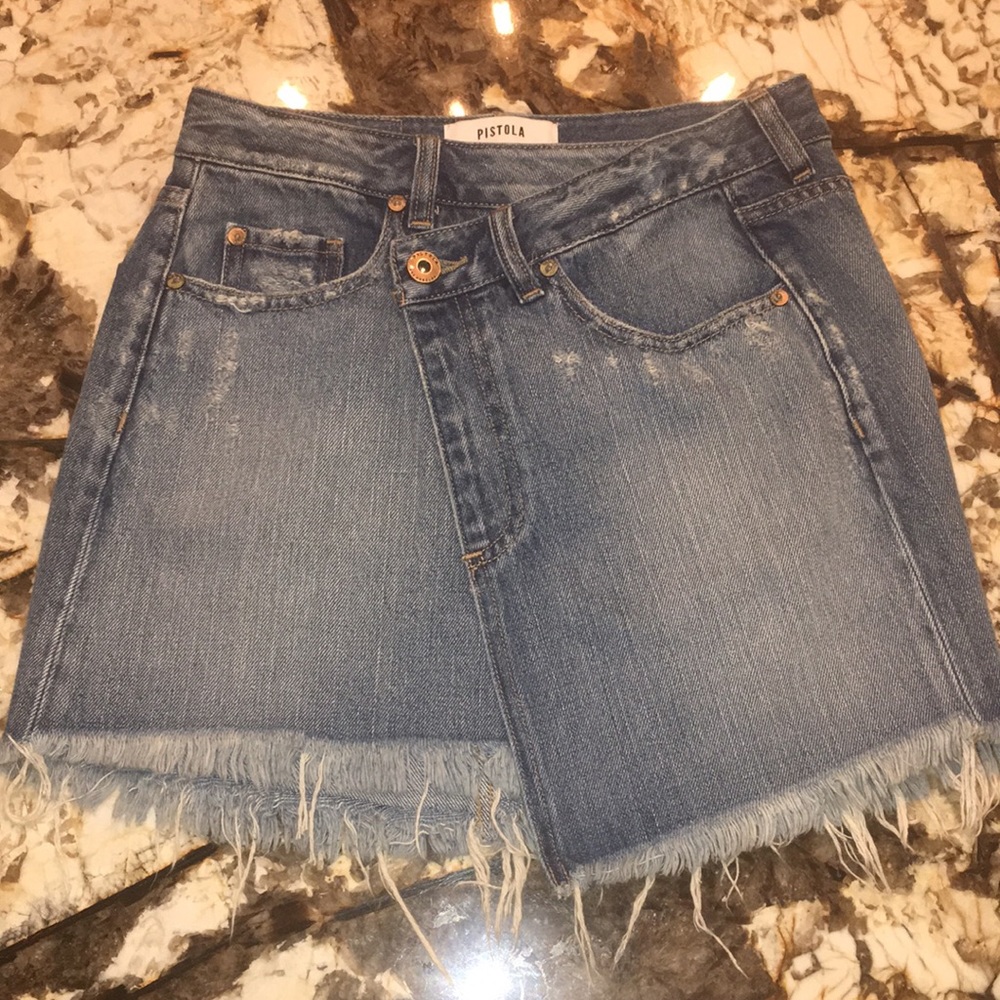 Pistola skirt